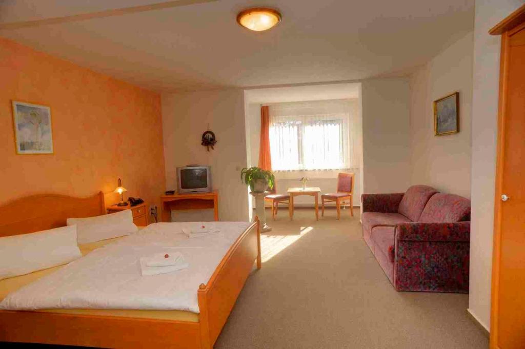 Hotel Auerhahn Bad Suderode Exterior photo